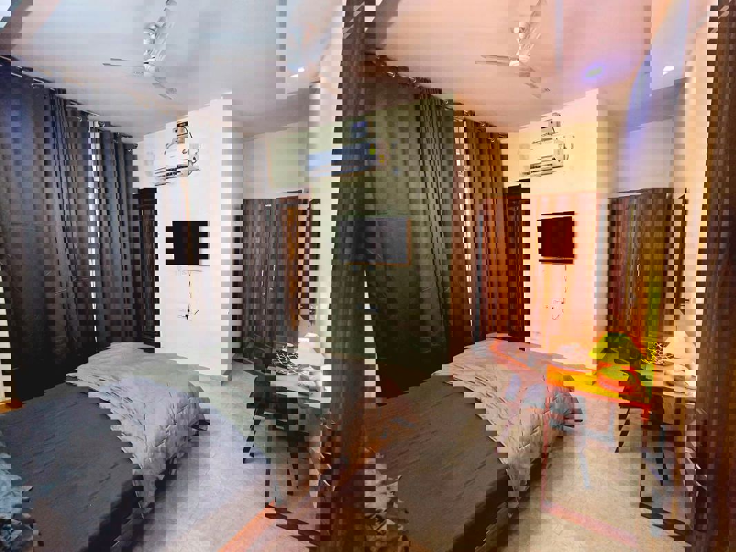 2 BHK + Pooja Room Builder Floor For Rent in Sector 55