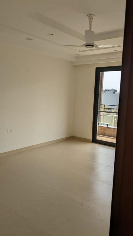 4 BHK + Pooja Room,Servant Room Builder Floor For Rent in Emaar MGF Emerald Hills