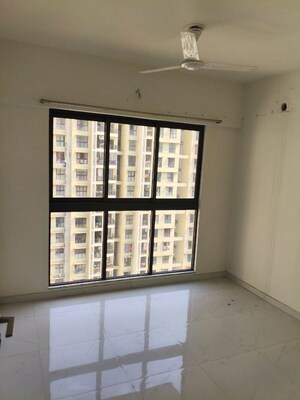 Room in 2 BHK Apartment at Runwal Gardens, Dombivli East – for Rent