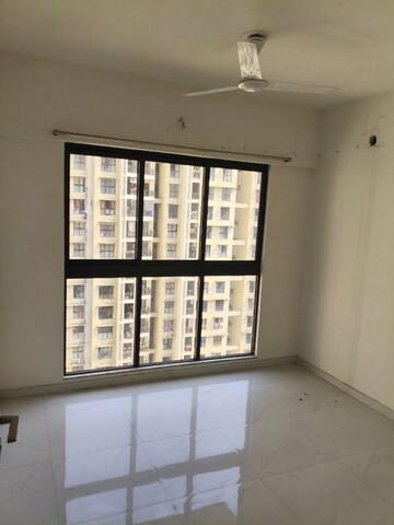 Room in 2 BHK Apartment at Runwal Gardens, Dombivli East – for Rent