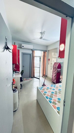 Master Bedroom in 3 BHK Apartment at Hawelia Valencia Homes, Sector 1 Greater Noida – for Sale