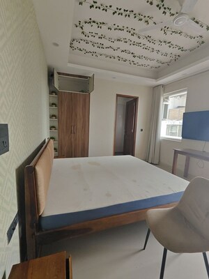 Bedroom in 2 BHK Builder Floor at Gupta Awas, Sector 43 – for Rent