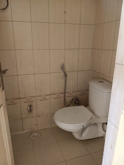 4 BHK + Pooja Room,Servant Room,Study Room,Extra Room Independent House For Sale in Maharani Bagh