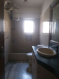 6 BHK + Pooja Room,Servant Room,Study Room,Extra Room Independent House For Sale in New Friends Colony