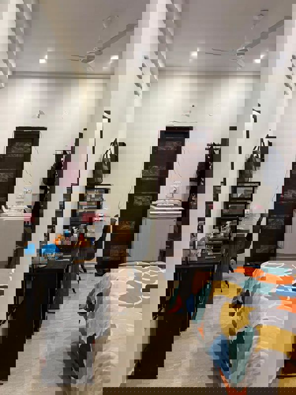 6 BHK + Pooja Room,Servant Room,Study Room,Extra Room Independent House For Sale in New Friends Colony