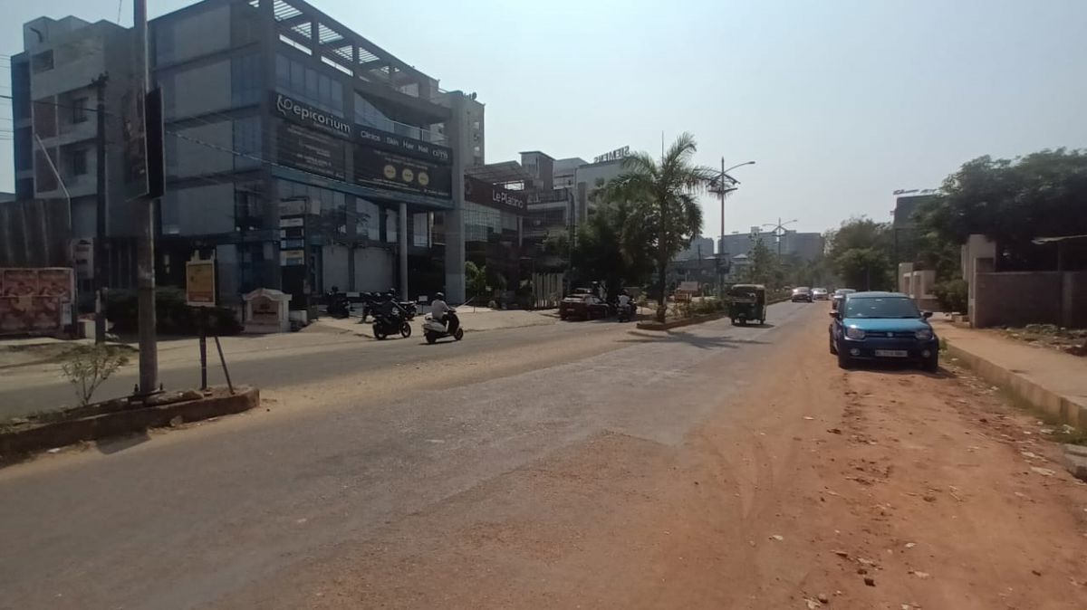 Showroom For Rent in Kaloor