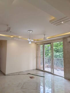 3.5 BHK + Pooja Room,Servant Room Apartment For Rent in Conscient Heritage One