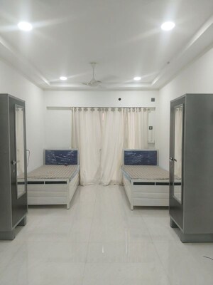 Room in  Pg at Goregaon West – for Rent