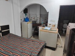 1 RkBuilder Floor For Rent in Lajpat Nagar 4
