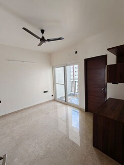 2 BHK + Store Room Apartment For Rent in Keya Spring