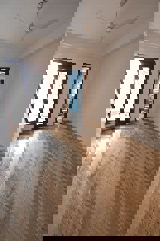 3 BHK + Servant Room Builder Floor For Rent in South Extension II