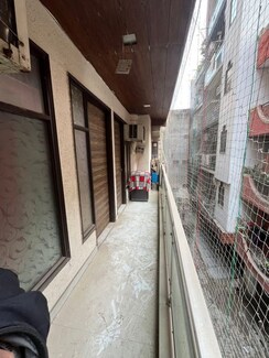 3 BHK + Servant Room Apartment For Rent in Chattarpur