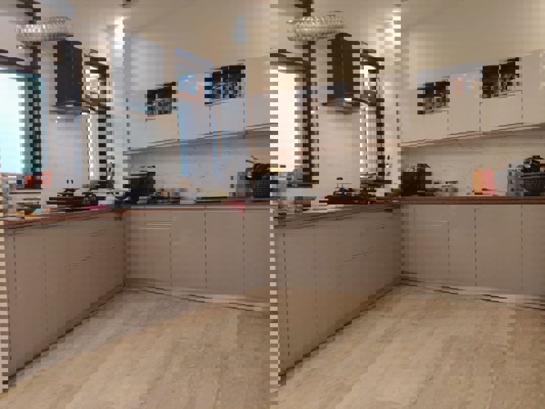 2 BHK Apartment For Rent in Gaur Atulyam