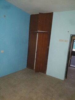 2 BHK + Pooja Room Independent House For Rent in Sector 16