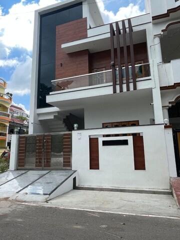  Pg For Rent in Gomti Nagar