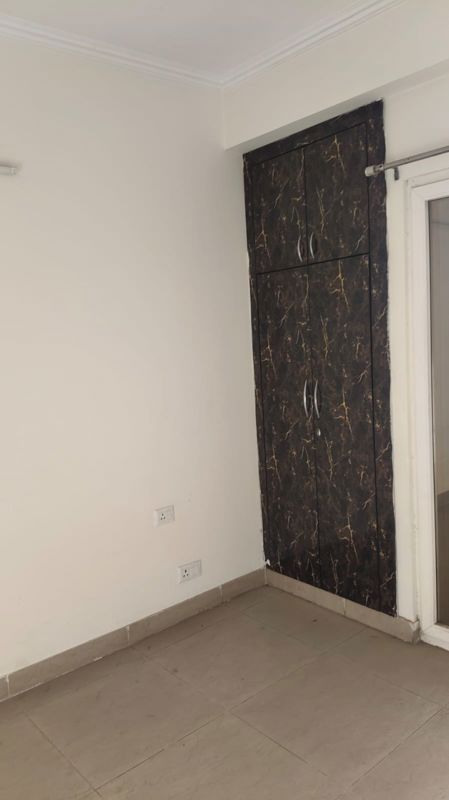 2 BHK Apartment For Sale in Gaur City 2 - 14th Avenue