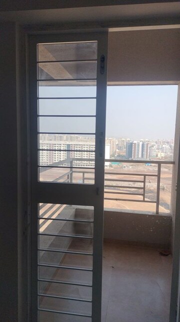 1 BHK Apartment For Rent in Parklane Lifeseasons, Dhanori