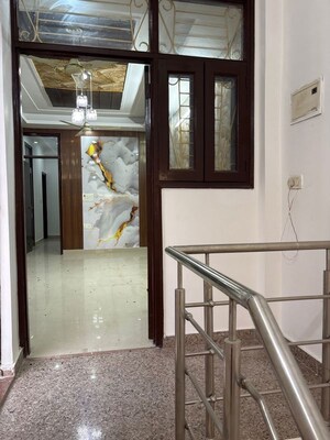 Staircase in 1 BHK Apartment at Vasundhara Sector 13 – for Rent