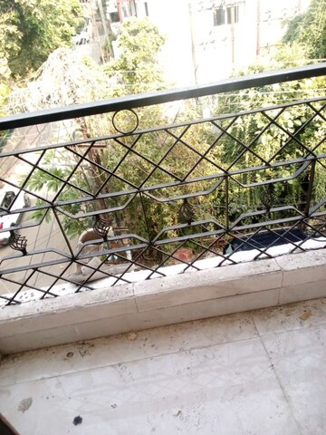 Balcony in 1.5 BHK Villa at Sector 36 – for Rent