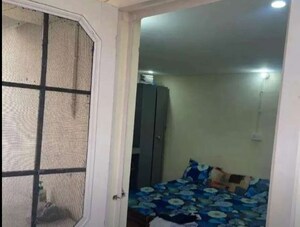 Bathroom in 1 BHK Builder Floor at Sector 45 – for Rent