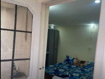 Bathroom in 1 BHK Builder Floor at Sector 45 – for Rent