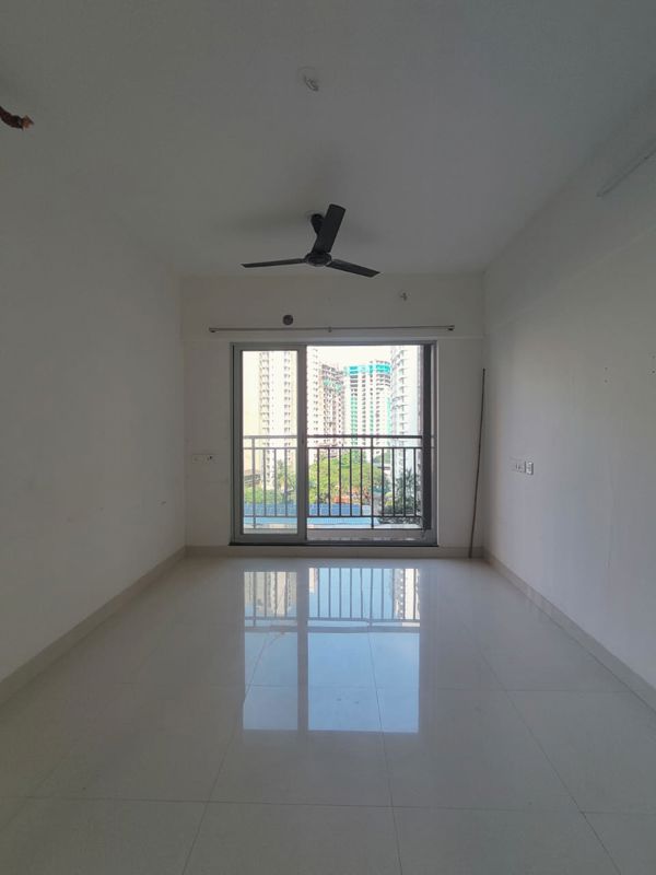 3 BHK 1140 Sq.Ft. Apartment in One Indiabulls Thane 1