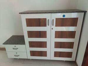 Room in 3 BHK Apartment at Nanakramguda – for Rent