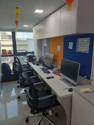 Team Area in  Office Space at Sunshine Tower Dadar, Dadar West – for Rent