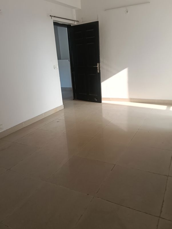 3 BHK + Study Room Apartment For Sale in Ajnara Integrity