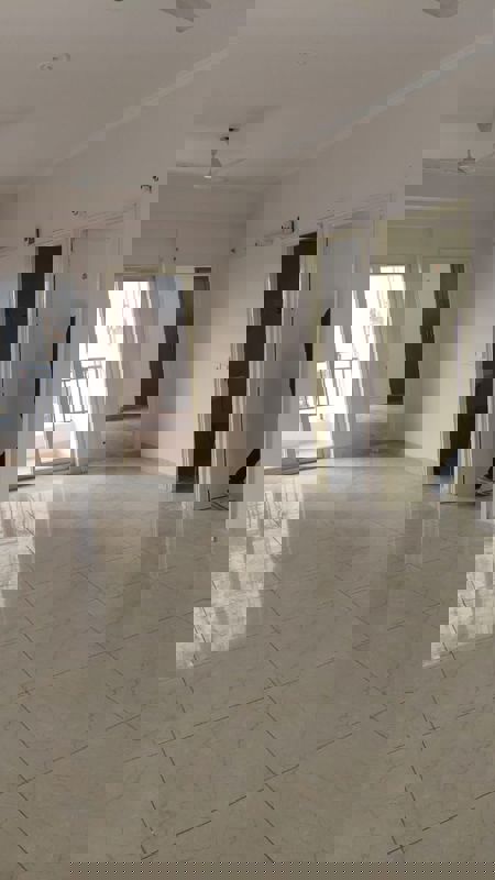 2 BHK Apartment For Rent in Gaur City 2 - 10th Avenue