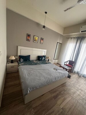 1 BHK Apartment For Rent in Paramount Golfforeste, Zeta I Greater Noida