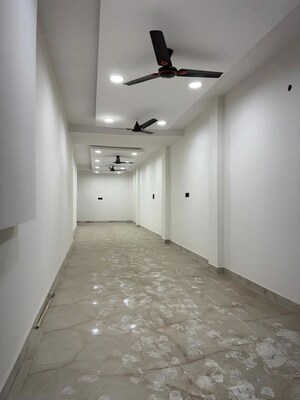 Lobby in  Shop at Govindpuri – for Sale