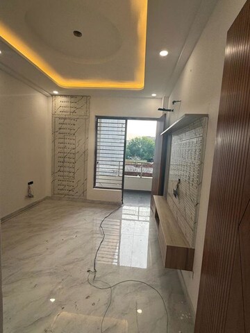 Kitchen in 3.5 BHK Builder Floor at BPTP Park Elite Floors, Sector 85 – for Sale