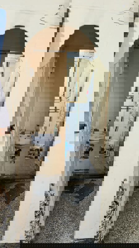 1 RkApartment For Rent in Bindra Complex