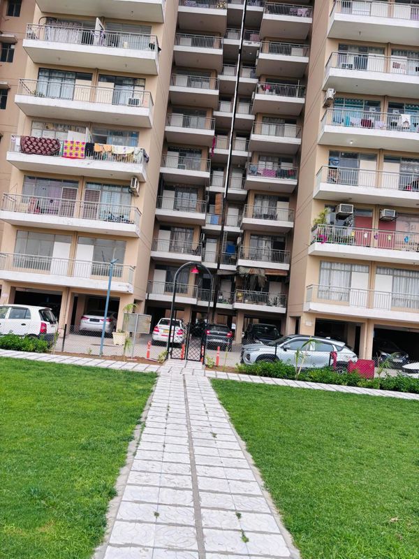 2 BHK 585 Sq.Ft. Apartment in Breez Global Hill View