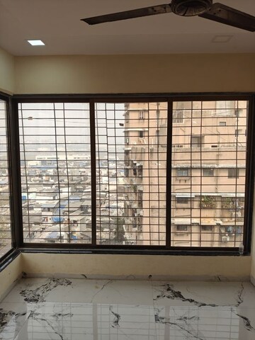 Room in 1 BHK Apartment at Fourways Kamal Hira, Santacruz East – for Rent