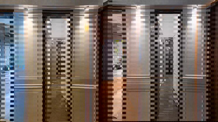 4 BHK 2000 Sq.Ft. Apartment in Sindhi Society Chembur