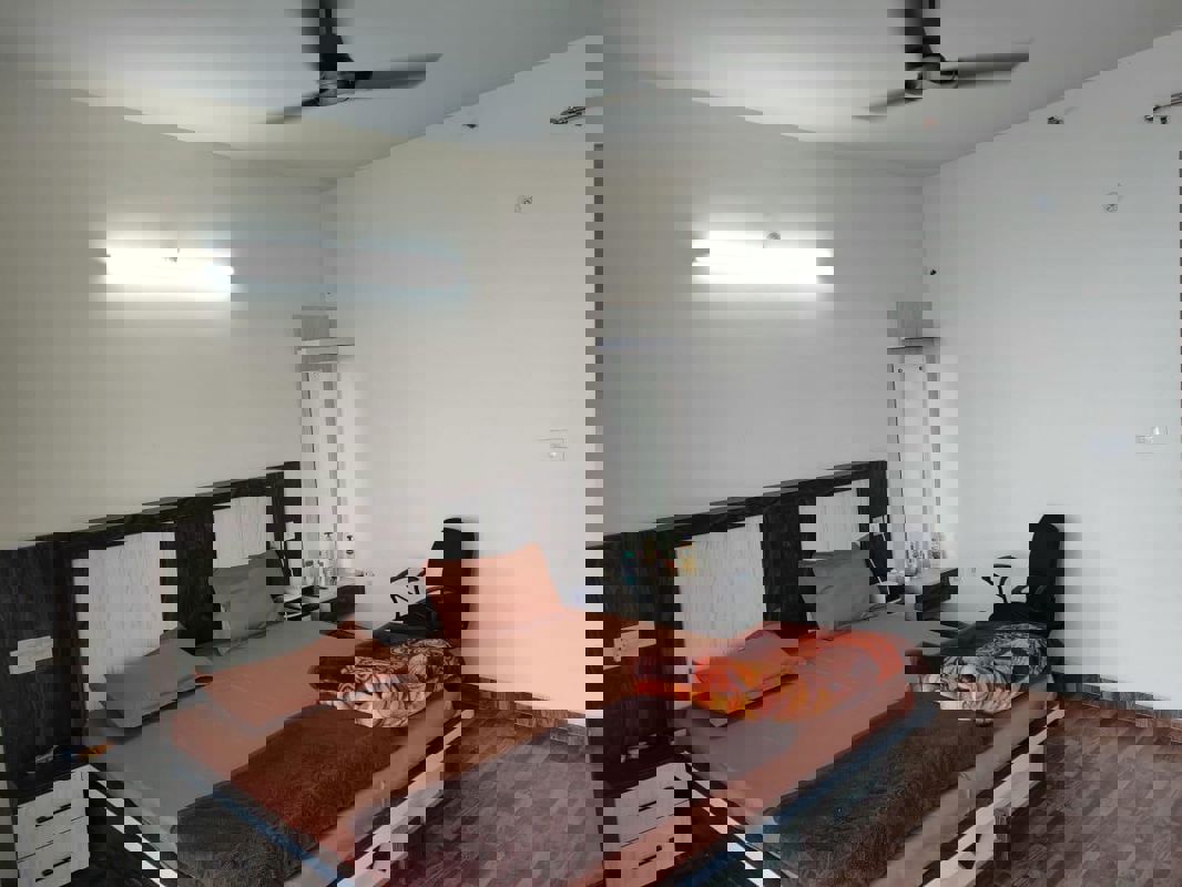 Pg For Rent in Viram Khand