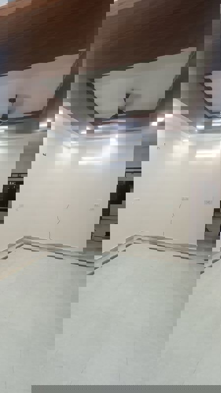 3 BHK + Pooja Room Builder Floor For Rent in South City 2