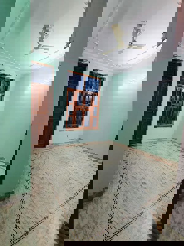 2 BHK + Pooja Room Builder Floor For Rent in Sector 46