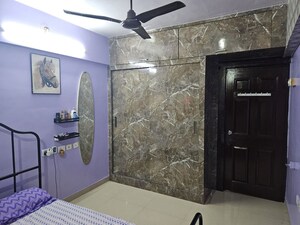 Furnished Amenities in 1 BHK Apartment at Vikhroli East – for Rent