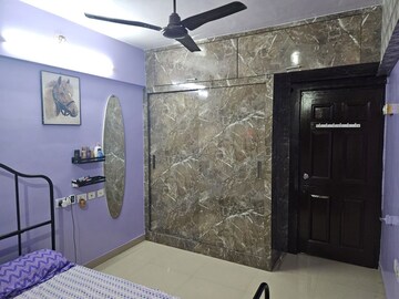 Furnished Amenities in 1 BHK Apartment at Vikhroli East – for Rent