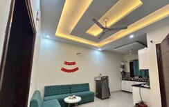3 BHK Apartment For Rent in Paramount Floraville