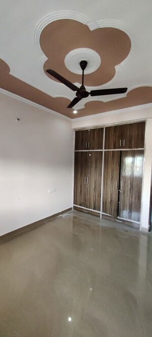 2 BHK Builder Floor For Rent in Balliwala