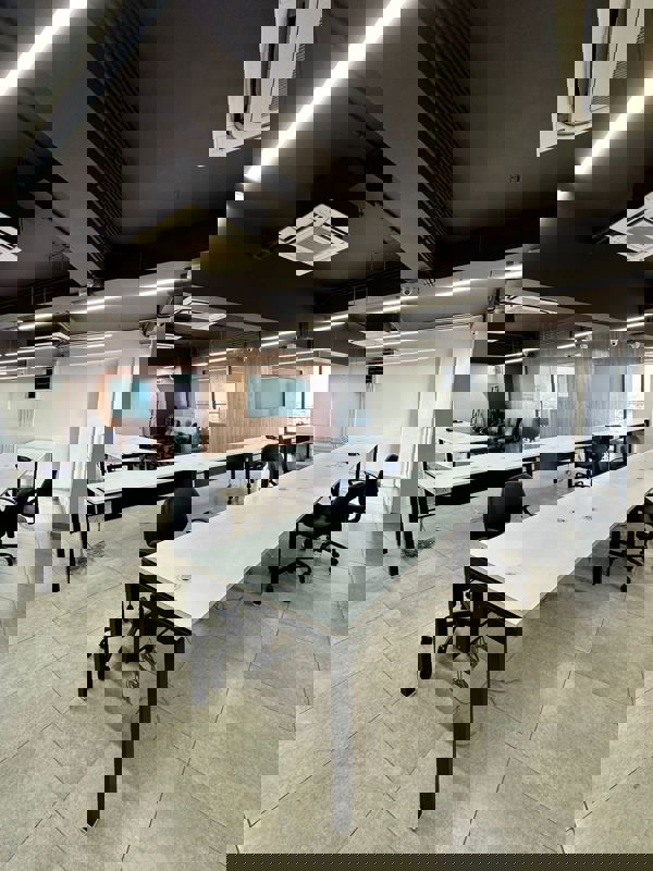 Office Space For Rent in Thaltej