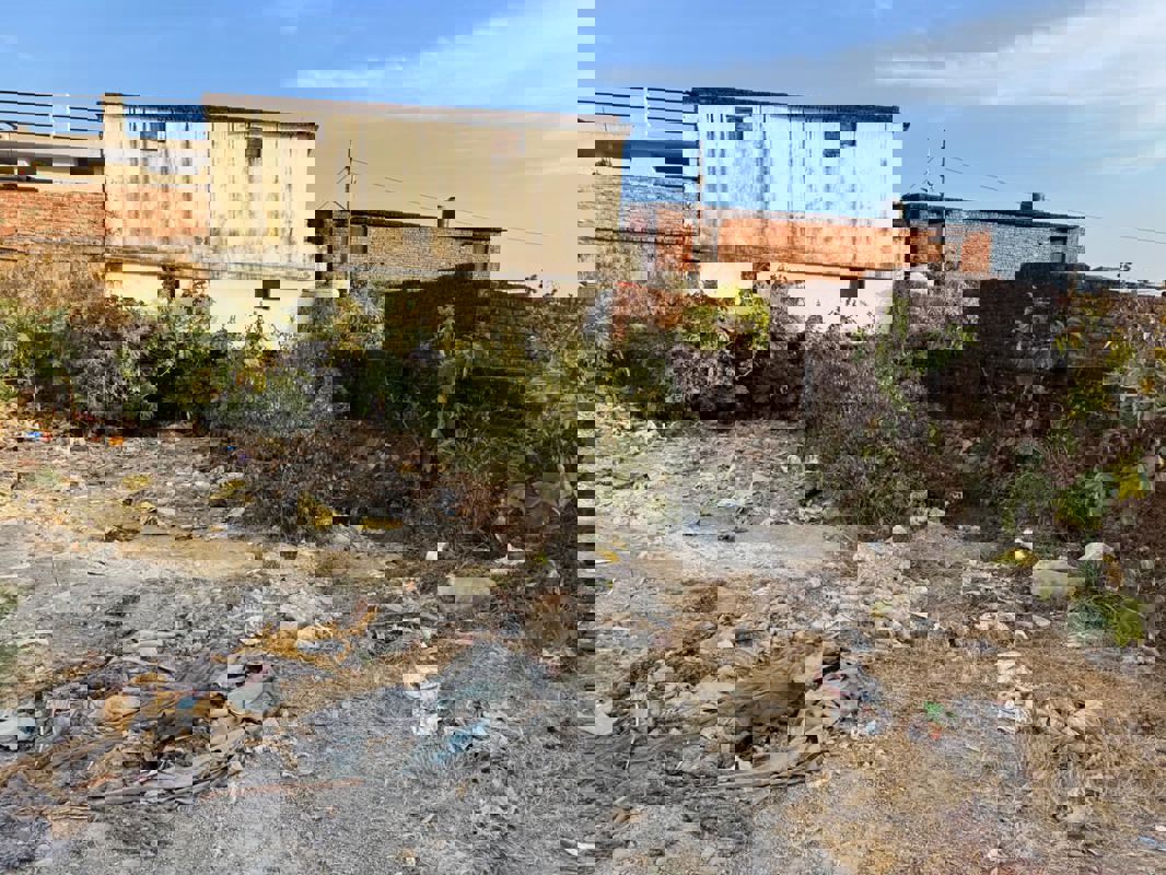 Plot For Sale in Jakhan-Rajpur Road