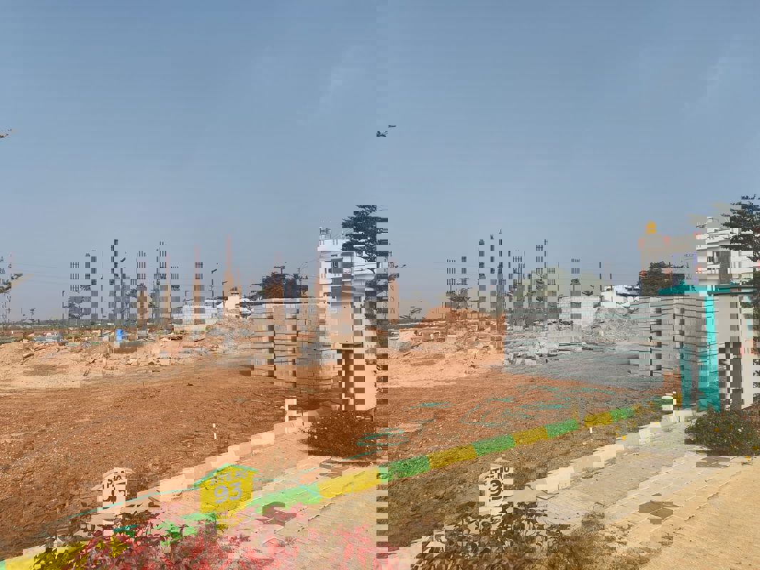 Plot For Sale in Kaggalipura