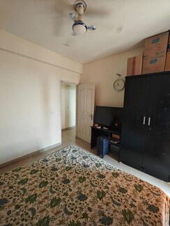 2.5 BHK + Study Room Builder Floor For Sale in Smart World Gems