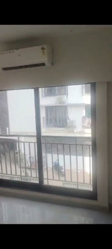 Room in 2 BHK Apartment at Roha Vatika, Kurla East – for Rent