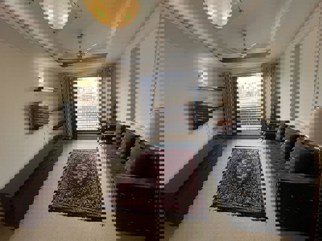 1 BHK Builder Floor For Rent in Defence Colony